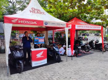 Roadshow Honda TDM Radin Intan Sukses Meramaikan Kantor Kecamatan Tanjung Karang Pusat 