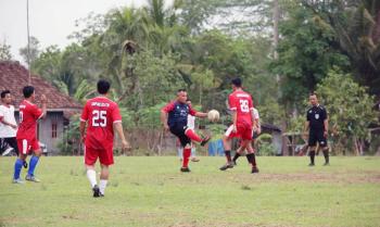 Redbrothers FC Bekuk Dinas Pendidikan Palas FC 4-0 