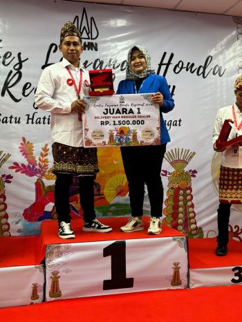 Raih Juara 1 Kategori Deliveryman Kontes Layanan Honda, Arief Susilo Dari Tunas Honda Metro 