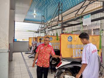 PT Tunas Dwipa Matra Kunjungi Sekolah Binaan Honda SMKN 2 Bandar Lampung 